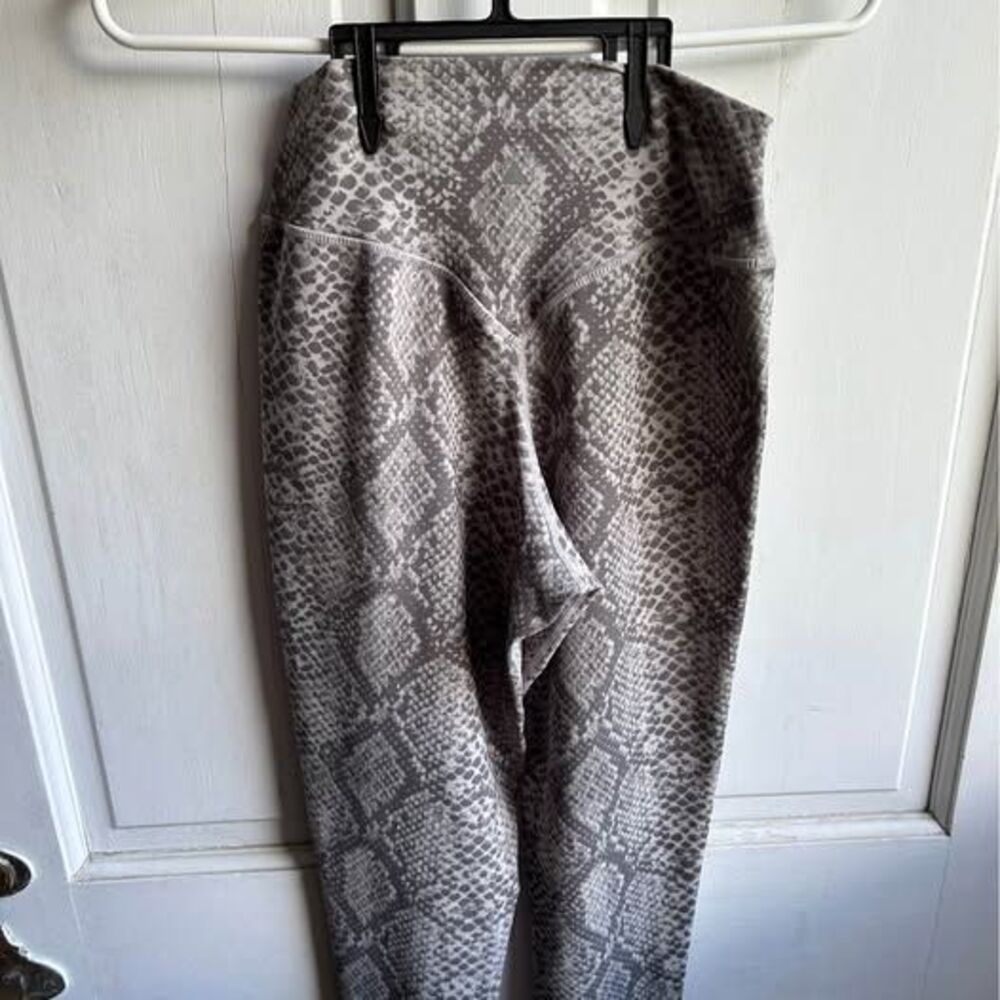 Vitality / Balance Athletica Workout Leggings